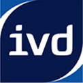  IVD‑Logo (blaues Quadrat mit weißen „ivd“-Buchstaben)